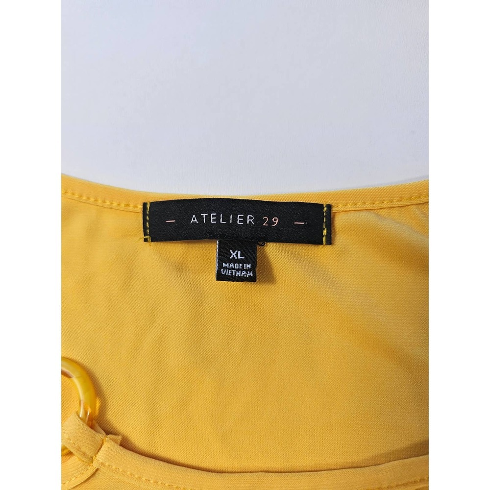 Atelier 29 bright yellow XL women's pleated front blouse EUC ^ - Picture 5 of 7